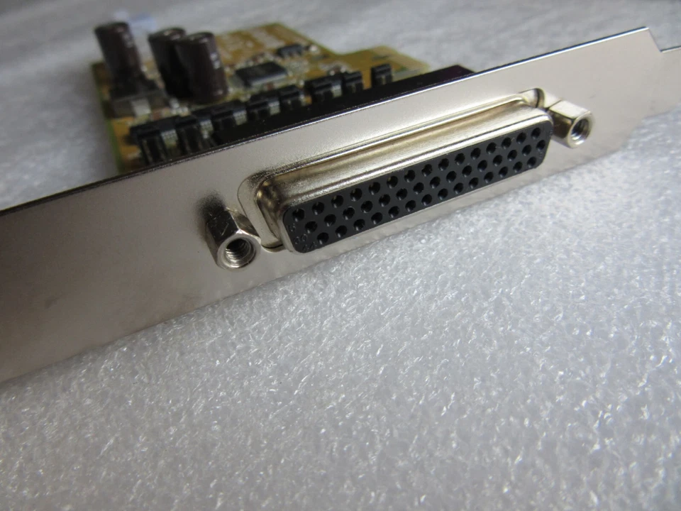 Dell 4 x COM Port RS-232 PCI Express Powered Serial Port Board DEL4S00P 08PN32 - Image 4 of 4
