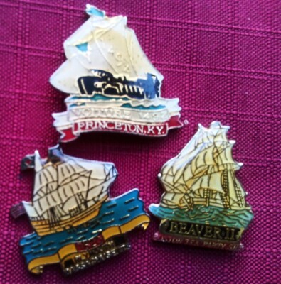 Pin's Lot of 3 Princeton Marine Sailboat. KY, Beaver Boston, Plymouth Massa (70)