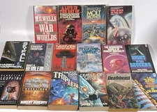 Lot of 16 Vintage Science Fiction Paperback Books - ACCEPTABLE