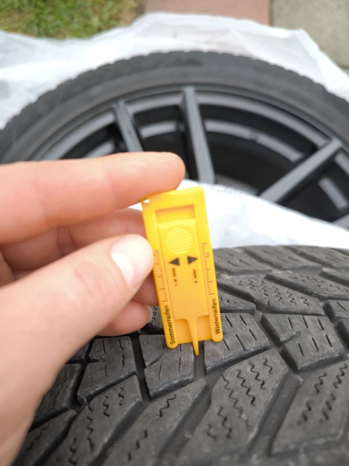 Mercedes Winter Kompletträder 245 45 19 ,Platin Alufelgen 8Jx19 ET 44 - Bild 3 von 4