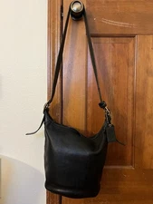 Coach Tattersall Bleeker Vintage Black Leather Bucket Convertible Strap 11422