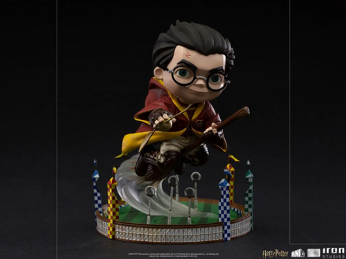 Harry Potter Iron Studios - Harry Potter en el Quidditch Match MiniCo Illusion - Imagen 5 de 8