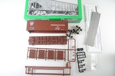 Bowser HO PRR 60487 40' Double-Door X-31a Round Roof Boxcar Kit - 55344