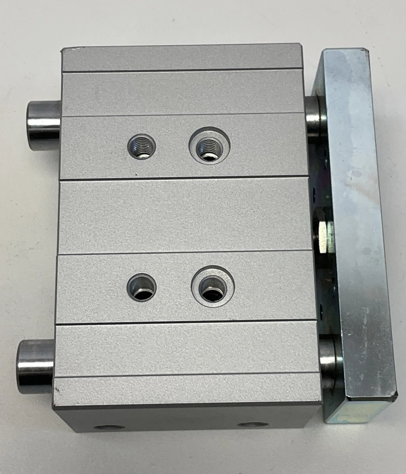 Festo DFM-32-25-P-A-KF управляемый пневматический цилиндр диаметр 32 мм, ход 25 мм 170930 - Изображение 4 из 4