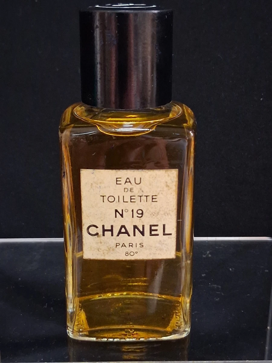 Fluid Chanel No 19 Eau de Toilette for Women for sale | eBay