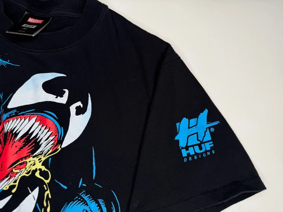 Camiseta Streetwear HUF x Marvel Comics Venom AOP Symbiote Y2K | M - Imagem 4 de 4