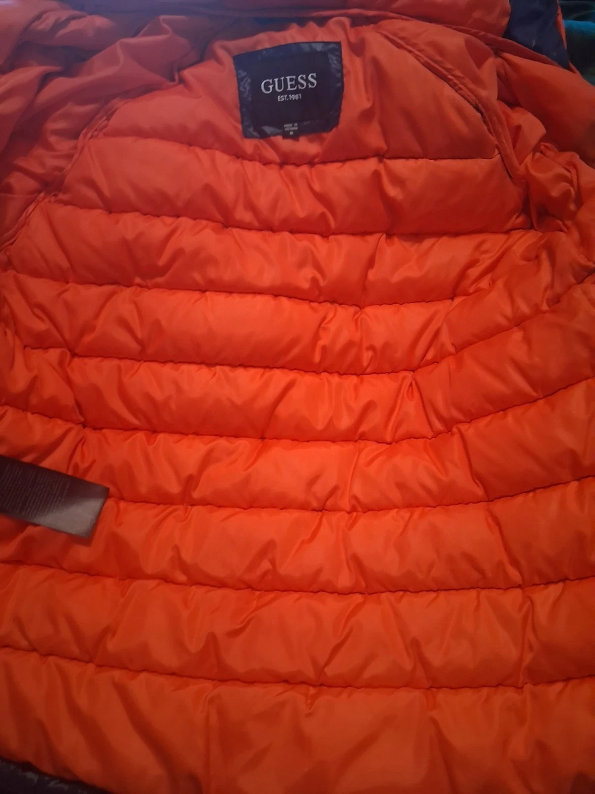 GUESS men's active sleeve screen printed puffer coat size M/ P2P 23 - product detail image 8