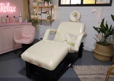 Comfort Soul Denali Elite Spa Treatment Table – BRAND NEW IN BOX