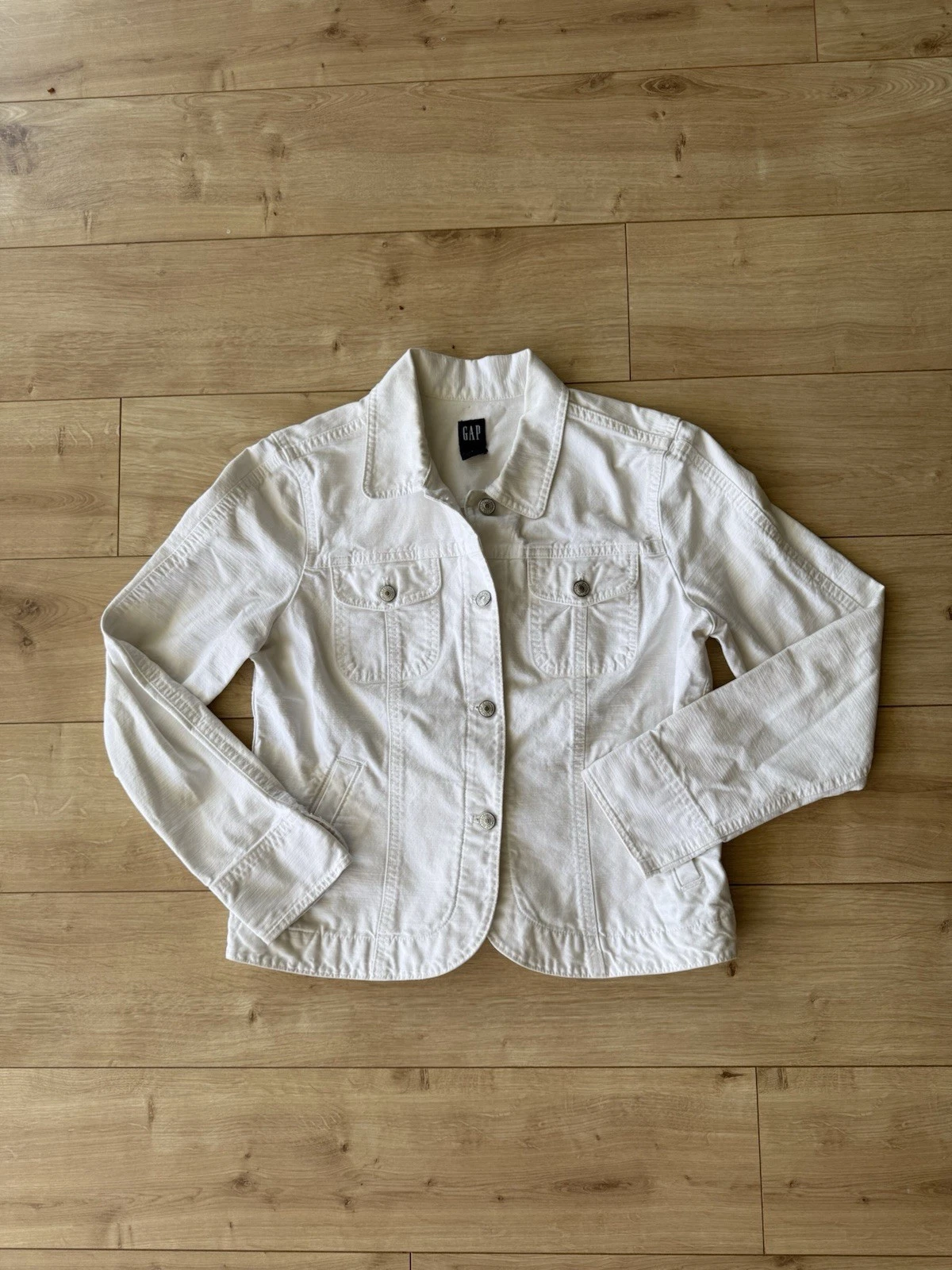Gap White Denim Jacket Womens Medium Cotton Button Front Classic Jean Jacket
