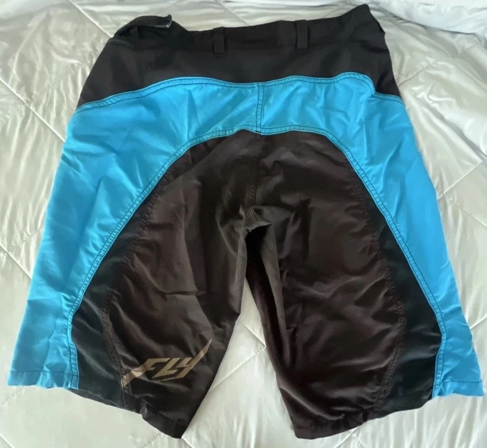 Pantalones Cortos MTB Fly Racing Para Hombre Talla 32 Negro Azul Bolsillos Ventilados Cinturón Foto 2 de 4