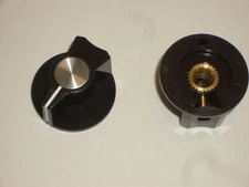 CED P-K381 BLACK SKIRTED POINTER KNOB FOR SILTRONIX SWAN 700CX RADIO 2PC