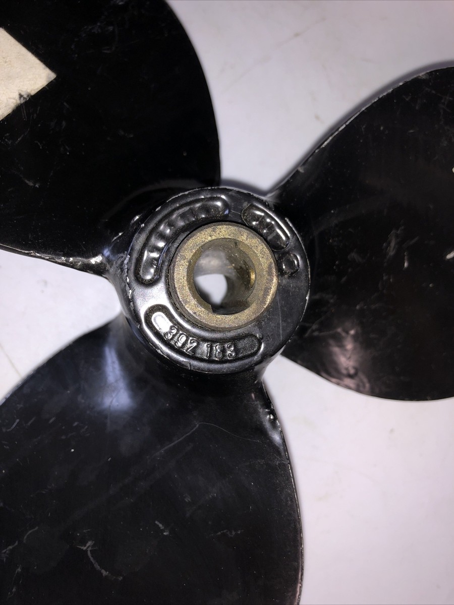 392183 NEW OLD STOCK JOHNSON EVINRUDE OUTBOARD MOTOR PROPELLER  