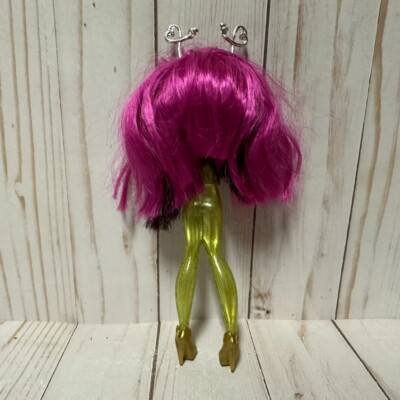 Novi Stars Alie Lectric Light Up Alien Girl Doll No Arms Or