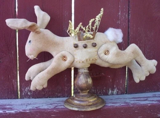 PRIMITIVE Running RABBIT Make-Do  Paper Sewing Pattern Easy to Follow - Image 2 of 2