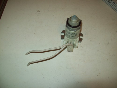 Magnetventil 90422.02 mit Stecker  Ventil Miele Spülmaschine Salzbehälter  #61