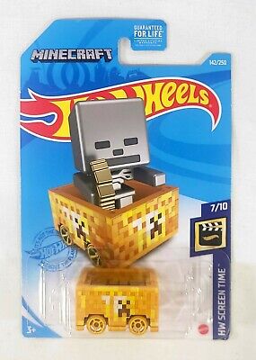 Carrinho Hot Wheels Jogo Minecraft - Trem - Edição Cinema Dourado