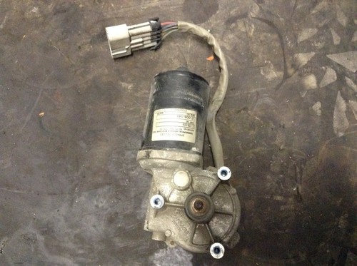 Volvo VNM Windshield Wiper Motor - Used - Picture 2 of 5