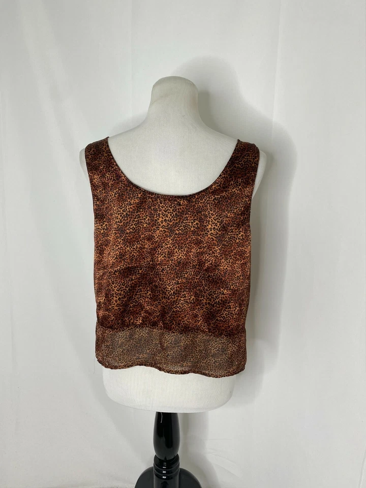 Victoria Secret Women’s Medium Sleeper Top Brown Leopard Print Button Front - Изображение 3 из 4
