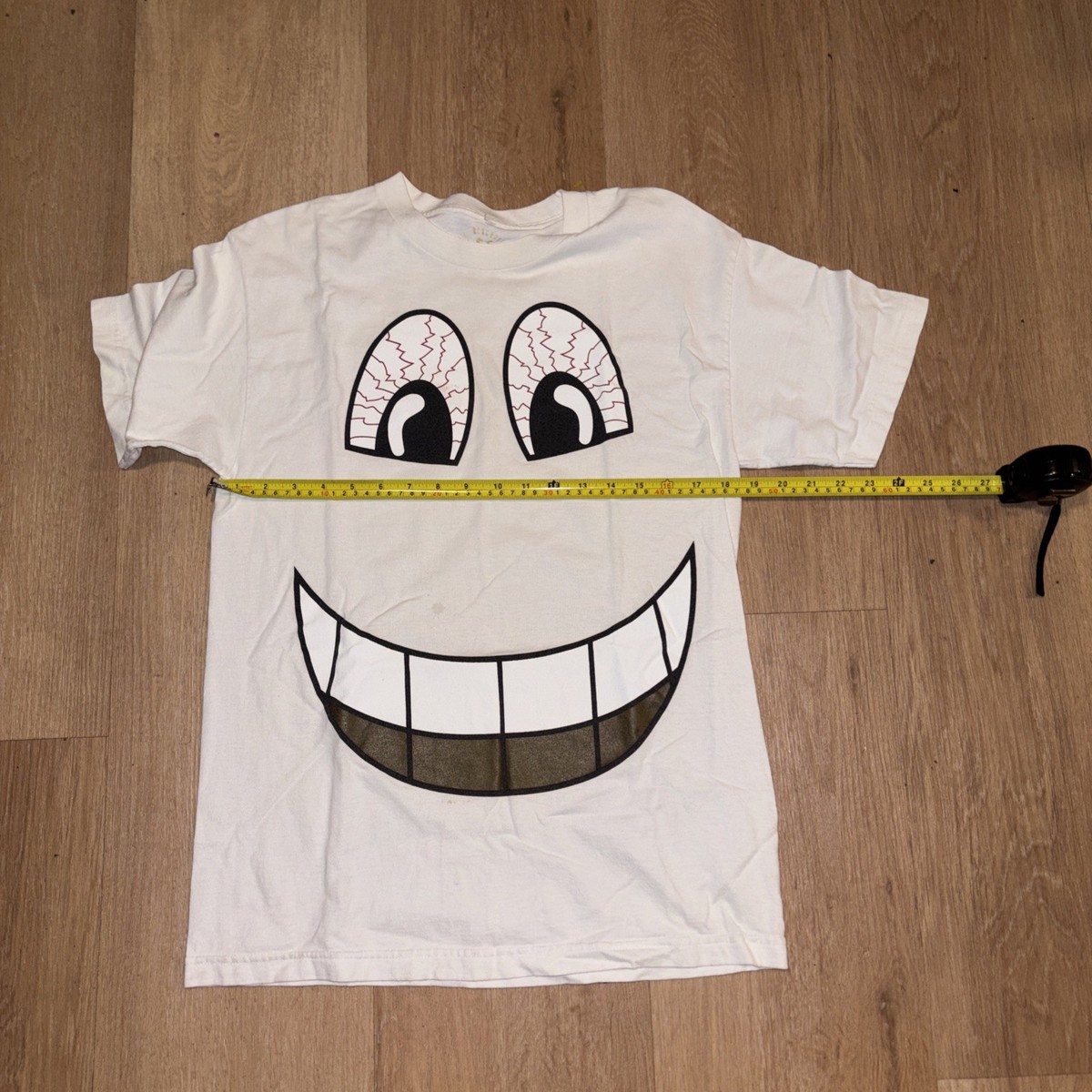 Y2K DGK Skateboarding Stevie Williams Smiley Face T-Shirt Pics For