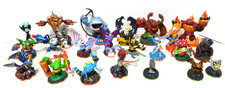 Lot of 23 Different Skylanders Giants Action Figures Activision