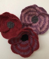 3x Remembrance Poppy Handmade Wool Crochet Knitted Round Red Pink Apx 2.5 Inches