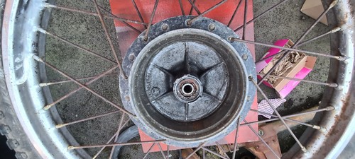 Suzuki Ts185er Front Wheel - Picture 2 of 3