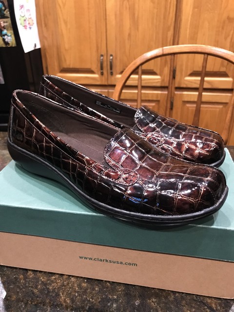clarks bayou loafer