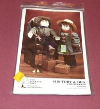 ©1989 UNCUT Buckeye Tree Sewing Dollmaking Pattern # 110 "Toby & Bea" Countrykin