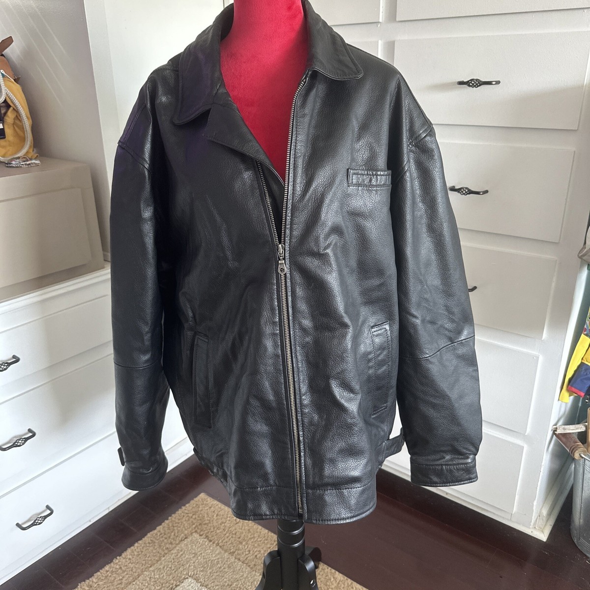 Vintage 90s Tomahawk Men's Black Leather Jacket Bomber Sz XL Vintage 90s Tomahawk Men's Black Leather Jacket Bomber Sz XL