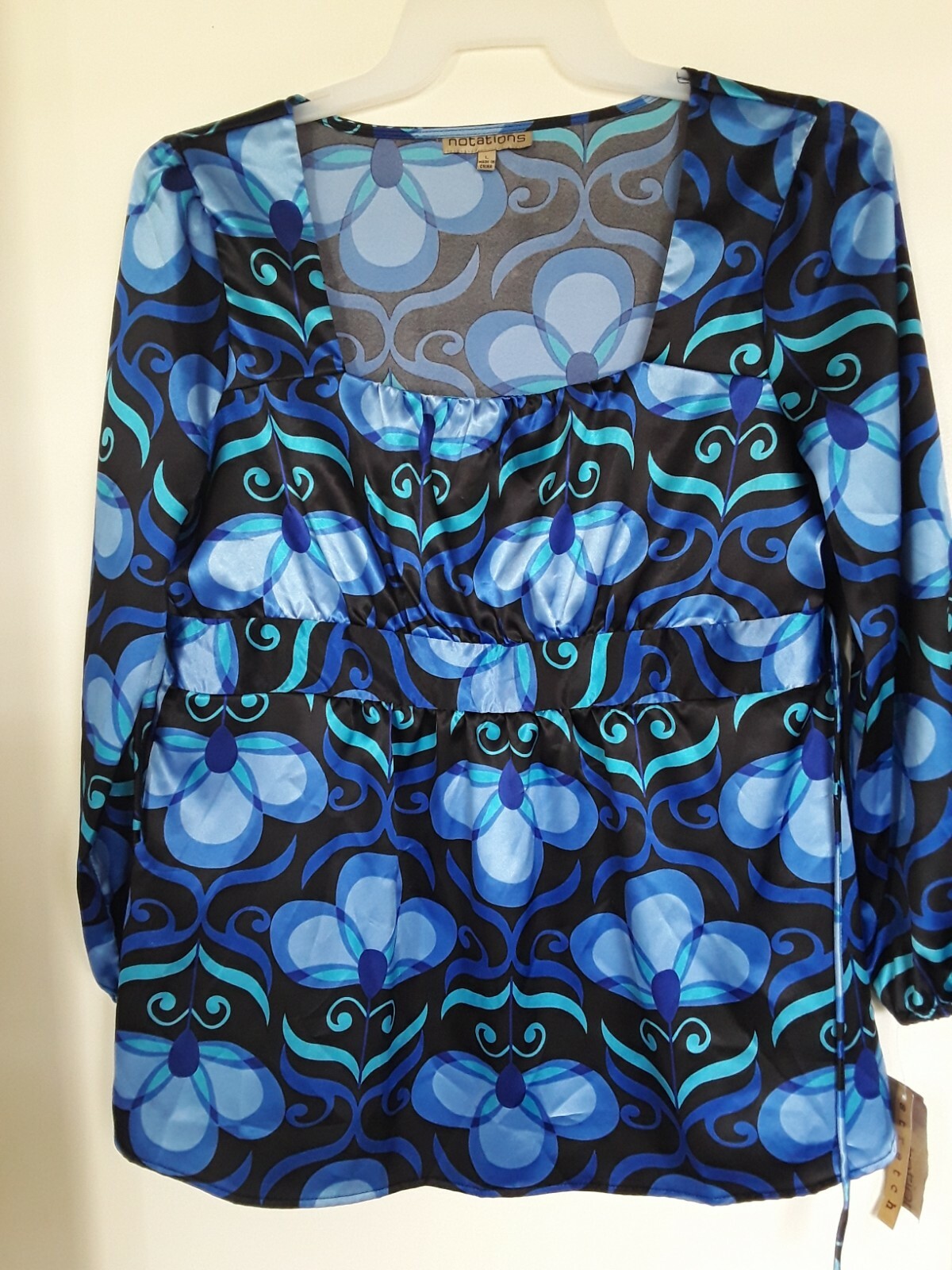 Notations Size L Pullover Poly/spandex 3/4 Sleeve Top, Satin NEW
