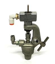 Spraying Systems Auto Jet Spray Gun With Elbow Fittings 22AUH USED