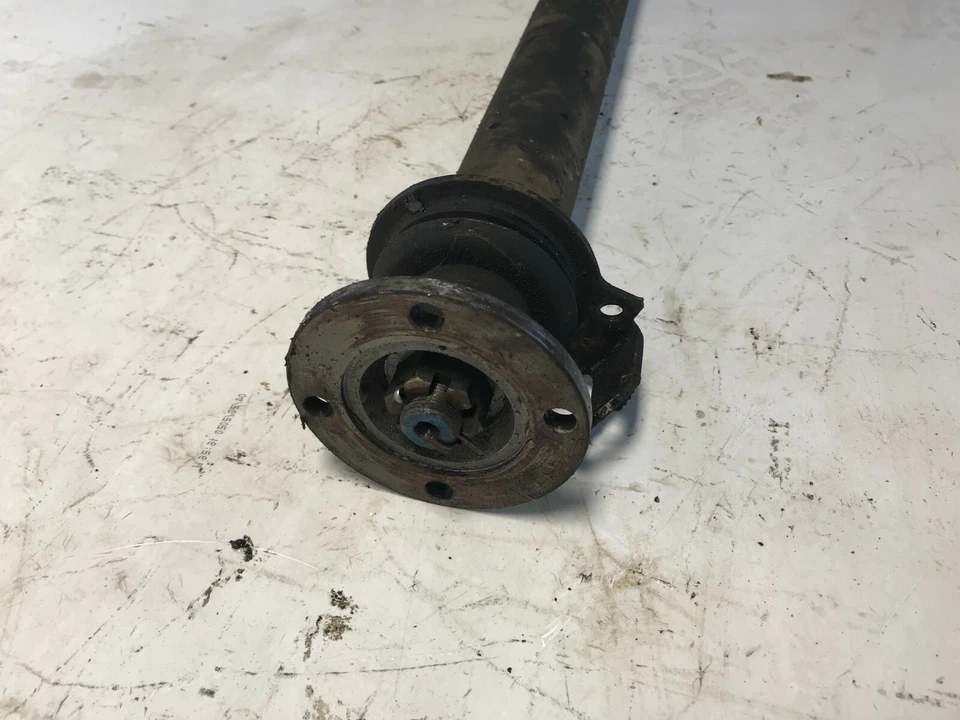 AQ201130 71 1971 JAGUAR XJ6 XJ-6 REAR CENTER UNDER CAR DRIVE SHAFT JOINT OEM - Image 3 of 3