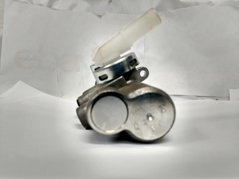 4601023C05 TOKICO 制动主缸 适用于 87-88 NISSAN VAN 99-00 INFINITI Q45 — 第 3/4 张图片