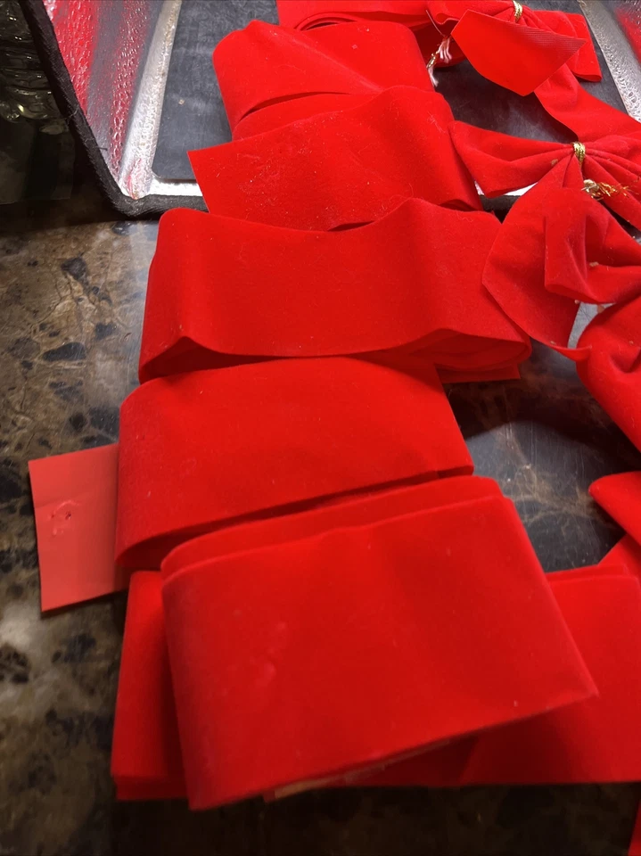 red velvet ribbon and 4 bows. AD - Image 2 of 4