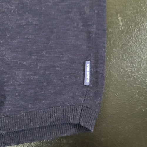 Usado en Excelente Condición Disney Parks Walt Disney World Suéter Tejido Spirit Jersey XL Azul Marino 2019 - Imagen 5 de 15
