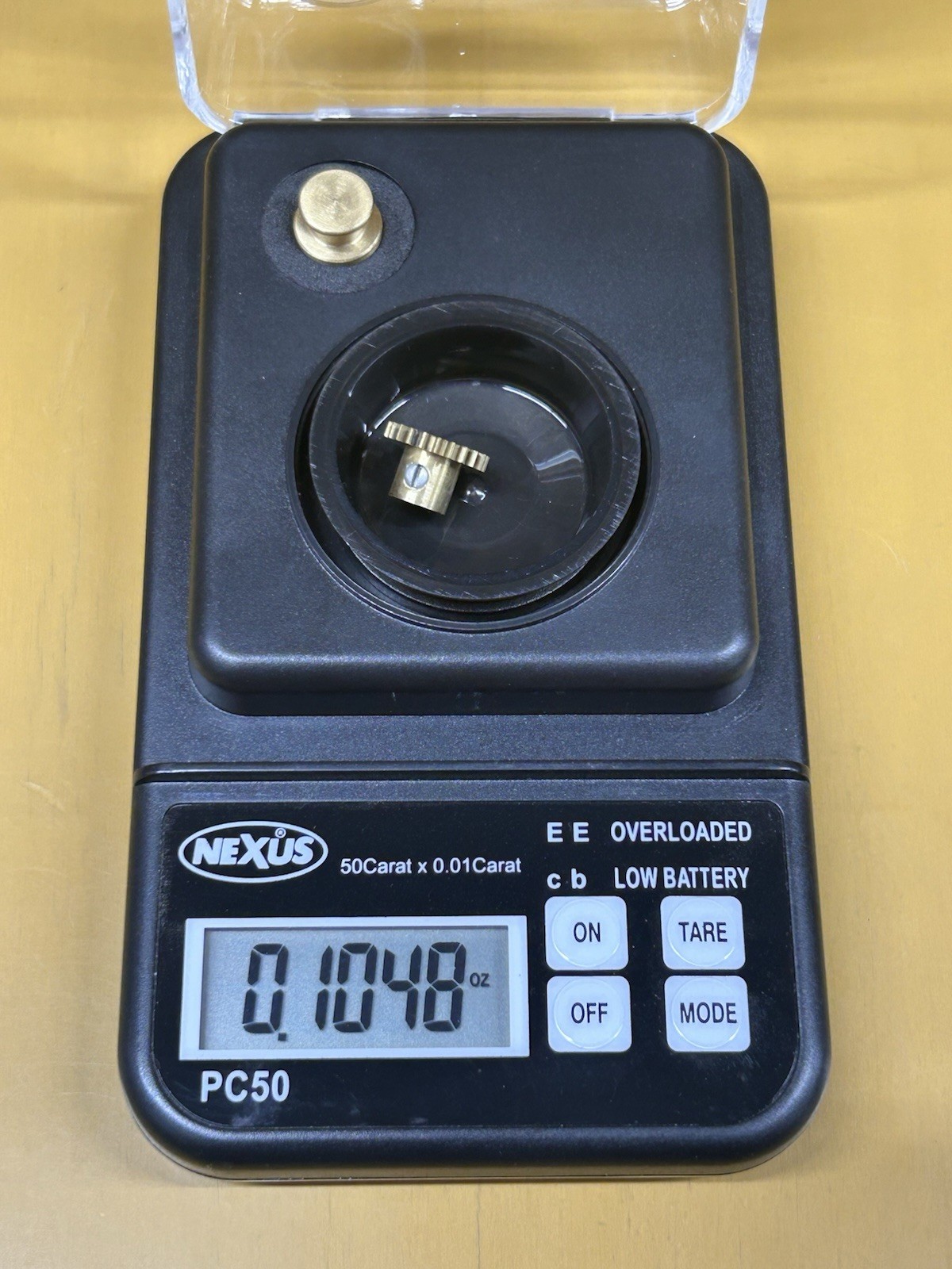 QTY 1 KEMTRON BRASS PINION GEAR 48 PITCH 22 TEETH .125" BORE SLOT CAR / RAILROAD