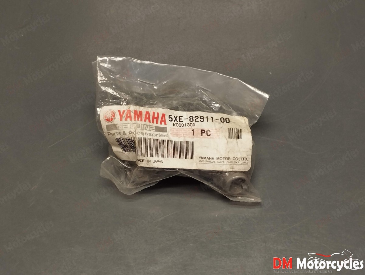 Yamaha genuine new yz 125 250 450 lever holder pn 5xe-82911