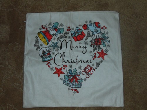SET OF FOUR CHRISTMAS PILLOW COVERS - 18" X 18" - Picture 5 of 5