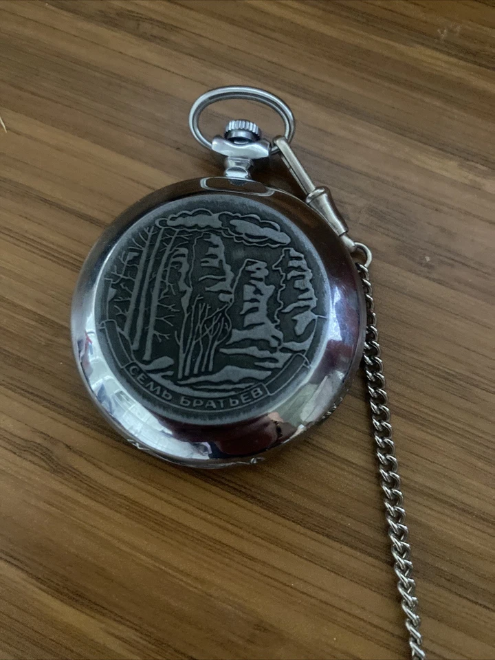 Vintage Russian Pocket Watch MOLNIYA  PRISTINE Cond RUNS / WINDS / TICKS - Image 4 of 4