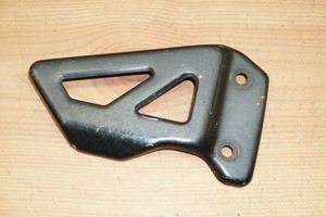 2001 Suzuki GSXR1000 GSXR 1000 Rear Brake Right Foot Frame Guard 43571-35F01