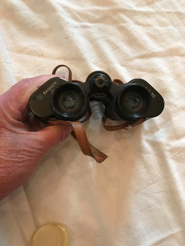 Bushnell Banner  Binoculars 6 X 30 NO.2268  with  LEATHER Case