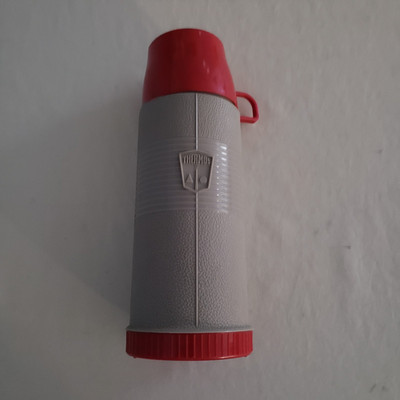 VTG Pint Size Thermos Brand King Seeley Model 2202 Tan & Red Retro