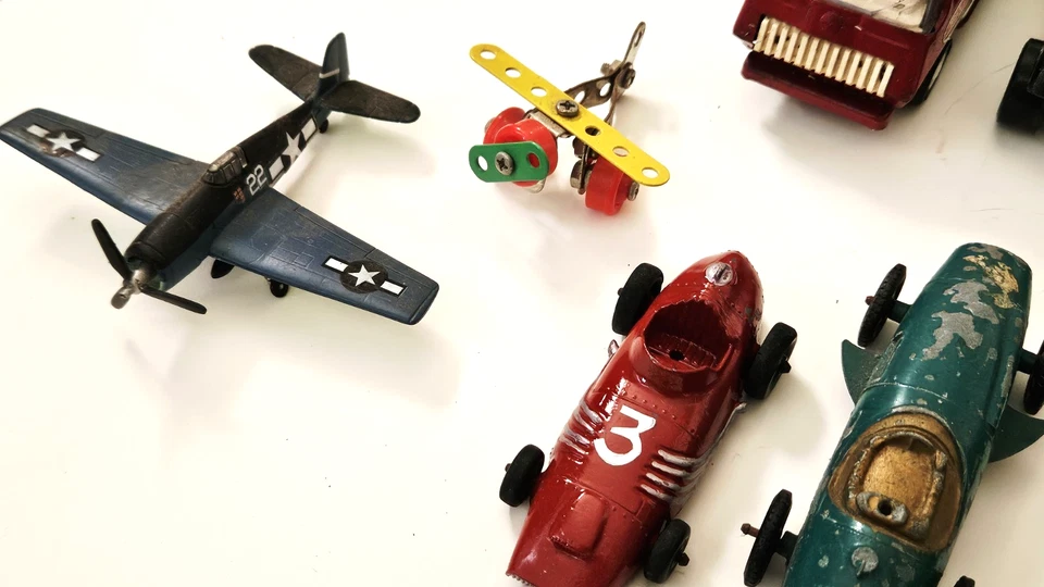 Diecast Vehicle Lot 39pcs Vintage Cars Trucks Planes Tootsie Tonka Midge London - Image 3 of 4