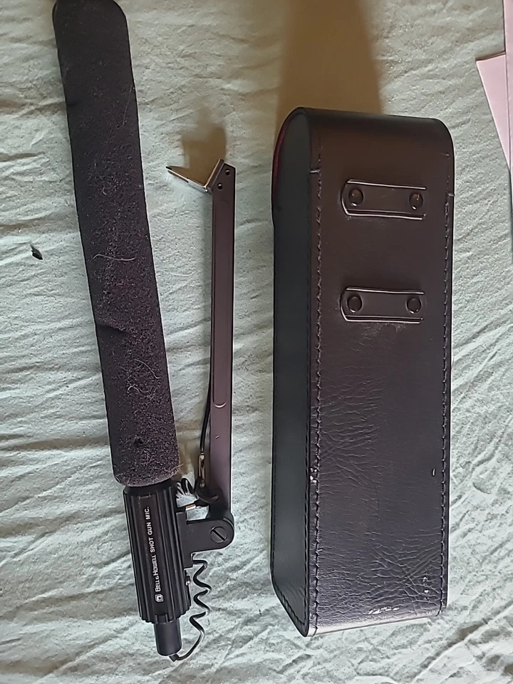 Micrófono de pistola Bell & Howell de colección con estuche sin probar Foto 2 de 4
