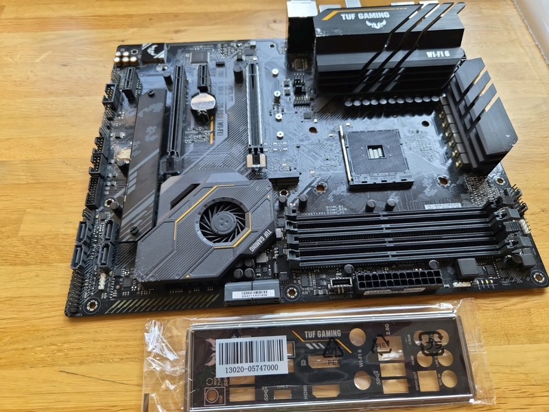 ASUS TUF Gaming X570-PRO WiFi II AM4 ATX Motherboard (90MB19Z0-M0EAY0)
