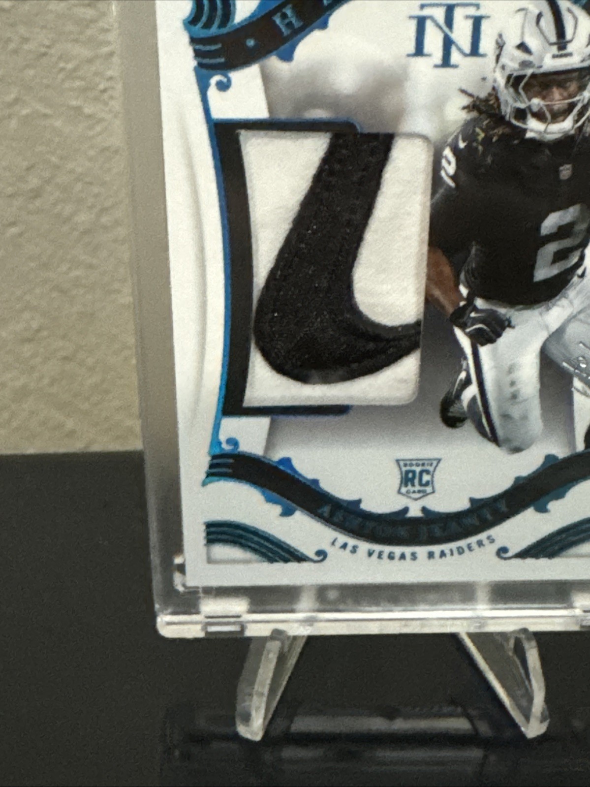 2025 National Treasures Ashton Jeanty Heirlooms Nike Swoosh 1/1 view 5