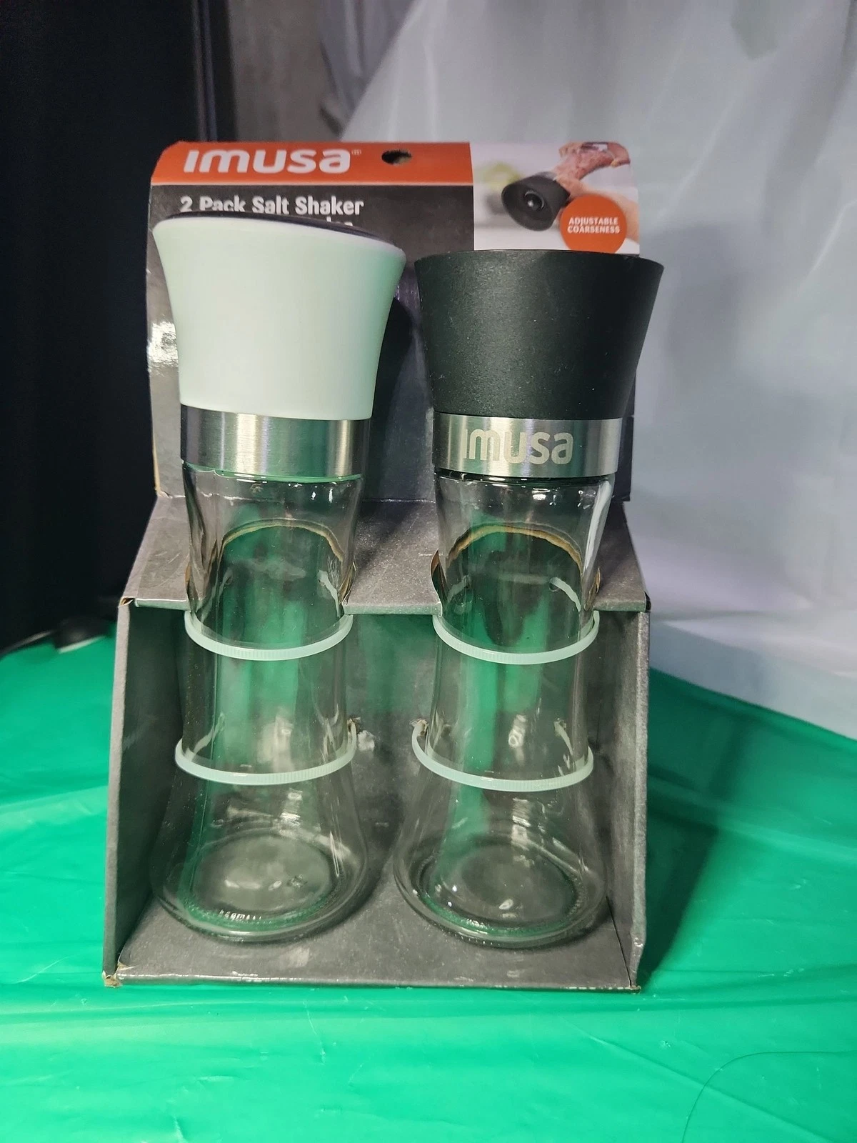 Imusa 2 Pack Salt Shaker & Pepper Grinder Set Adjustable Coarseness