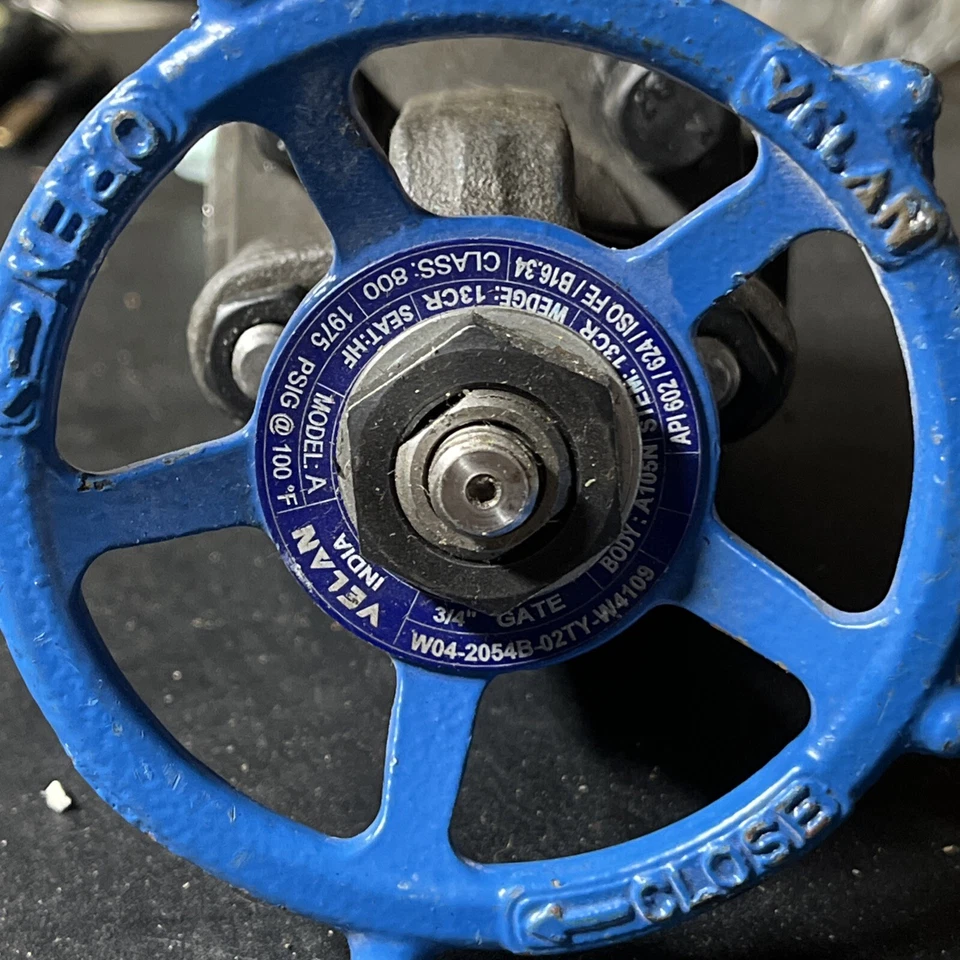 Velan S03-2054B-02TY-W4109 1/2-" Gate Valve 1975 PSI Model B Class 800 - Image 2 of 4