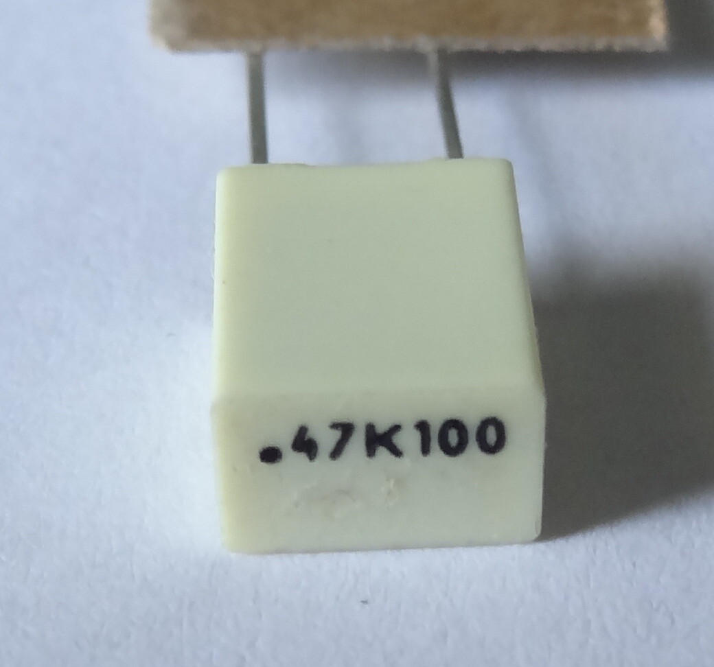 2 pcs, 0.47 uF, 100VDC, 63VAC , Metallized Polyester Film Capacitors