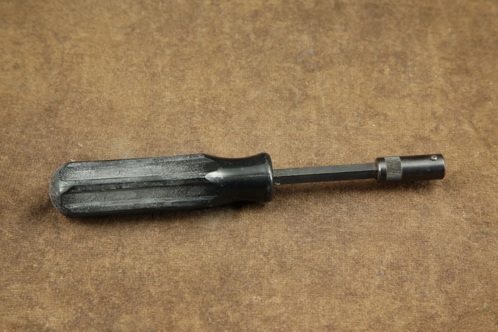 Chapman Manufacturing Gun Screwdriver Kit 15 Bits Torque Wrench